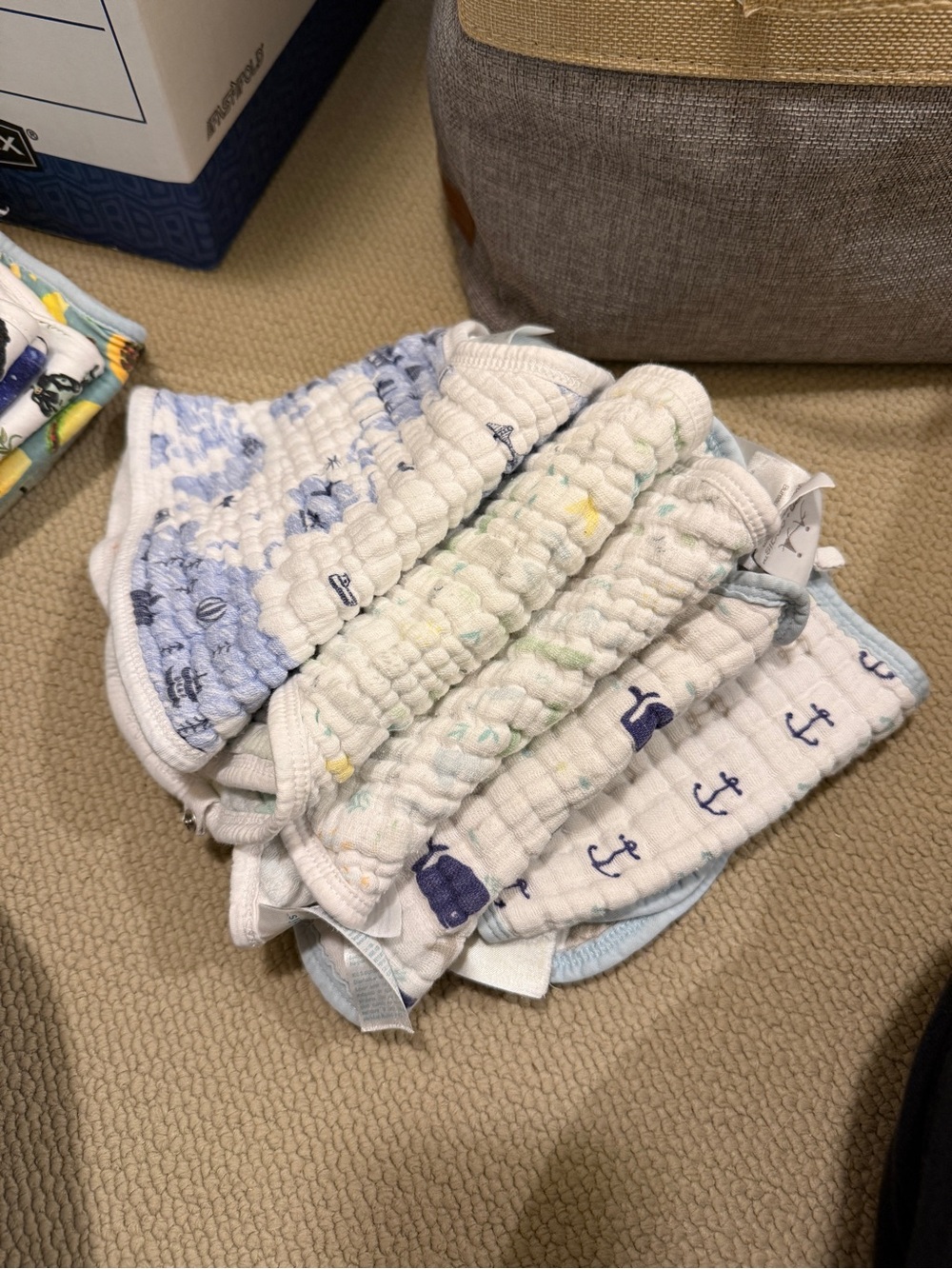 5 Aden & Anais burpy bibs